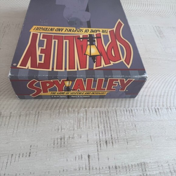 Vintage 1999 Spy Alley The Game of Suspense and Intrigue - Picture 11 of 13